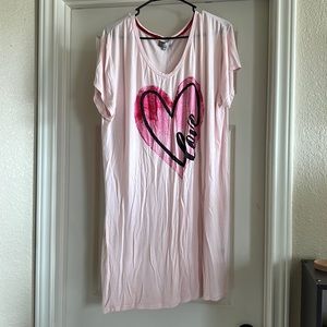Heart nightgown